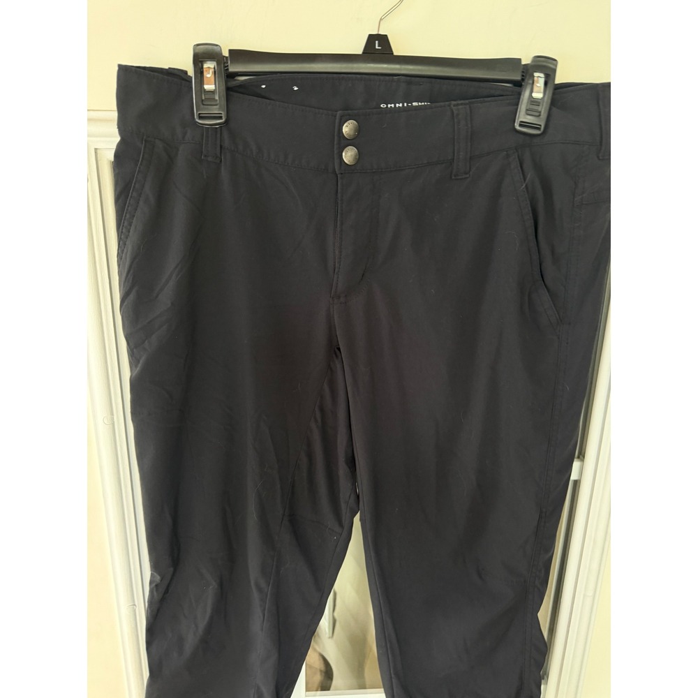 Columbia Omni-Shield wm black capri knee length hiking pants sz 10 Gorpcore
